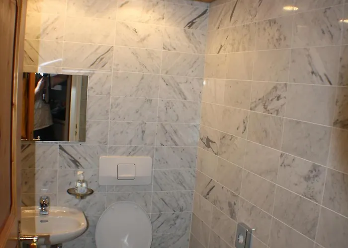 162 - Bristol * ヴィラール・シュル・オロン