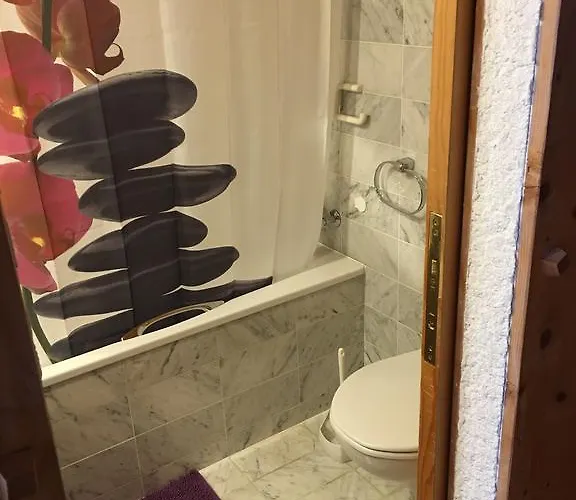 162 - Bristol アパート *