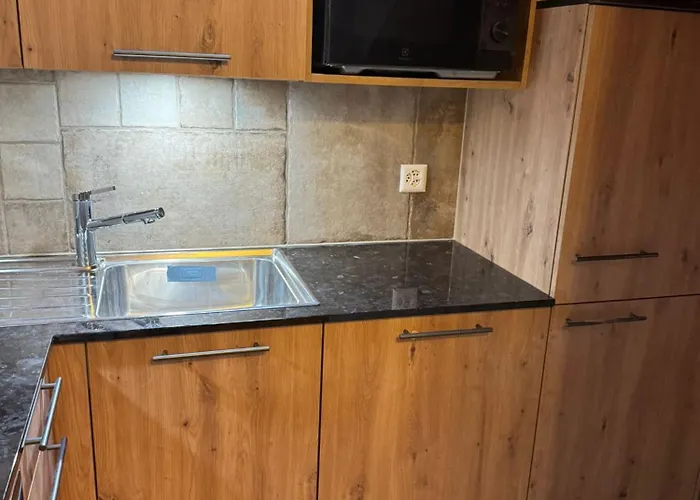 162 - Bristol Apartment